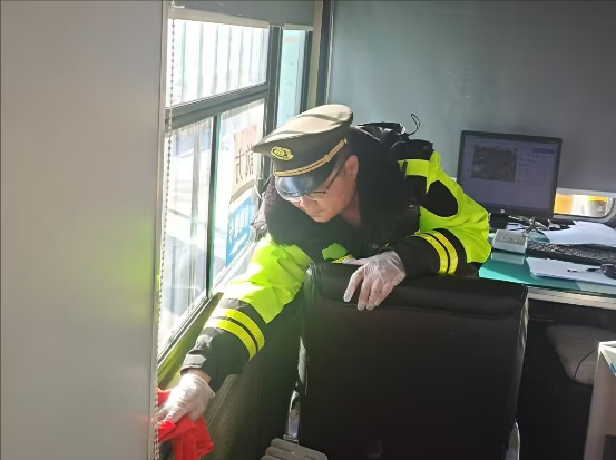 929eb428-38cc-46b8-97e7-254feefcc413.png 929eb428-38cc-46b8-97e7-254feefcc413.png